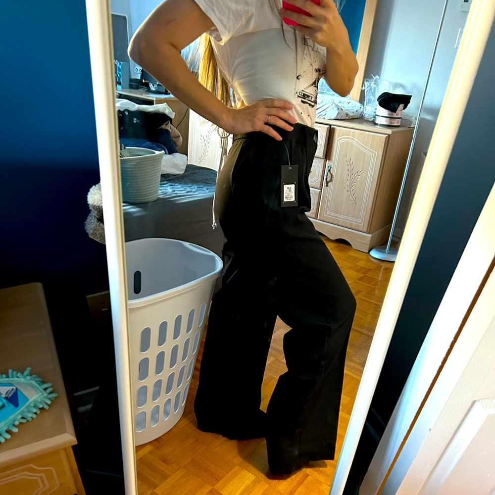 Black trousers (business pants)